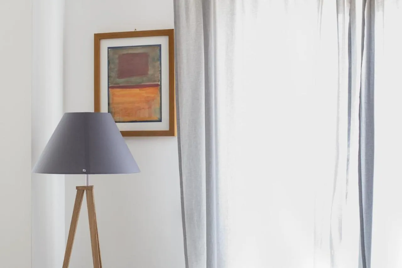 M'Place Apartments Palermo 0*,