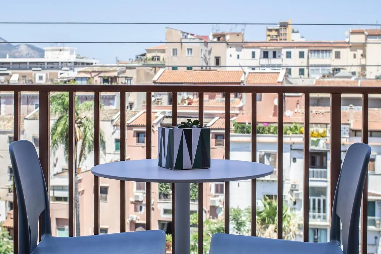 M'Place Apartments Palermo 0*,  Italia